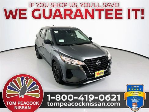 Used 2025 Nissan Kicks Play S FWD image 1