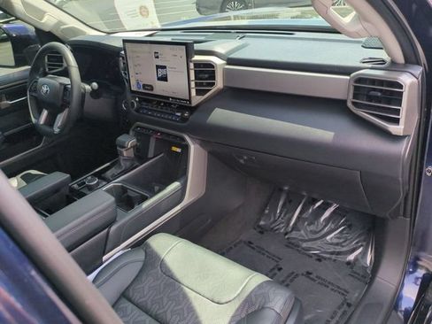 Used 2024 Toyota Tundra Limited AWD/4WD image 30