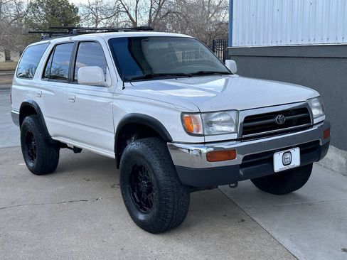 Used 1998 Toyota 4Runner SR5 image 24