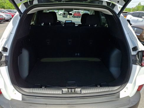 Certified 2023 Ford Escape Active AWD/4WD image 29
