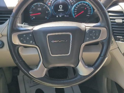 Used 2019 GMC Yukon Denali w/ Denali Ultimate Package AWD/4WD image 22