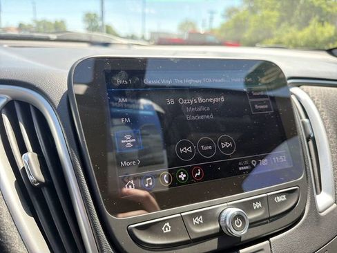 Certified 2022 Chevrolet Malibu LT FWD image 23