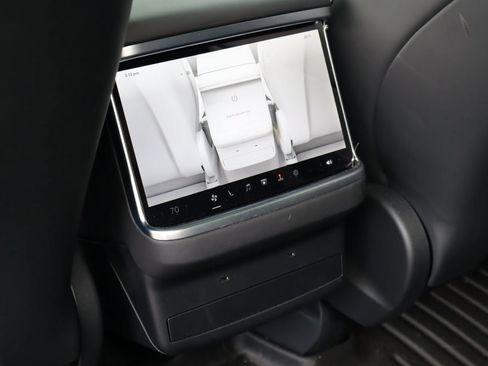 Used 2023 Tesla Model X AWD/4WD image 21