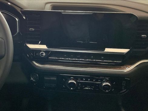 New 2026 GMC Sierra 1500 Elevation image 3