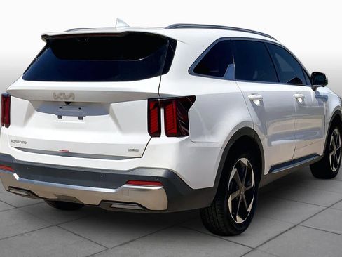 Used 2025 Kia Sorento SX Prestige AWD/4WD image 12