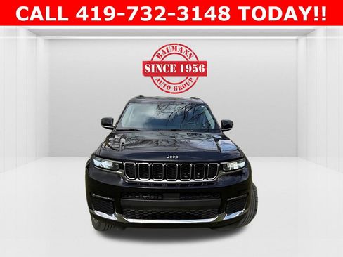 Used 2021 Jeep Grand Cherokee L Limited image 2