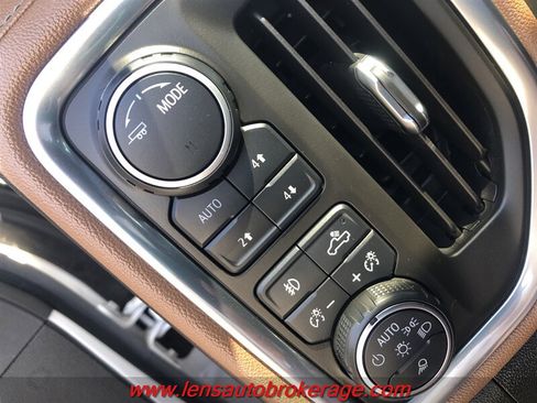 Used 2020 Chevrolet Silverado 3500 High Country w/ Z71 Off-Road Package AWD/4WD image 18