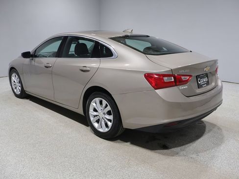 Used 2024 Chevrolet Malibu LT FWD image 17