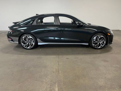 Used 2023 Hyundai Ioniq 6 SEL RWD image 2
