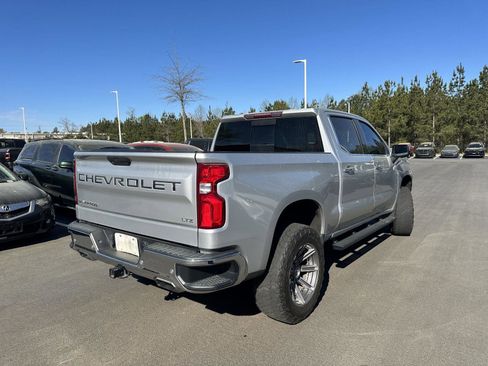 Used 2025 Toyota RAV4 XSE w/ Weather Package image 34