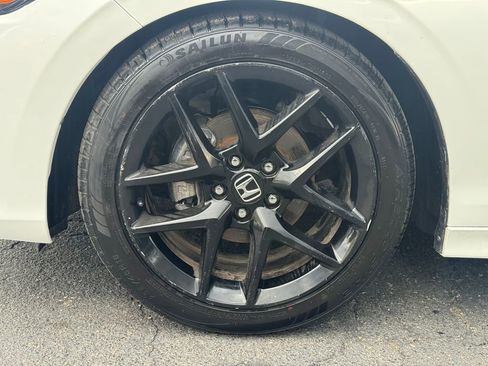 Used 2023 Honda Civic Sport image 10