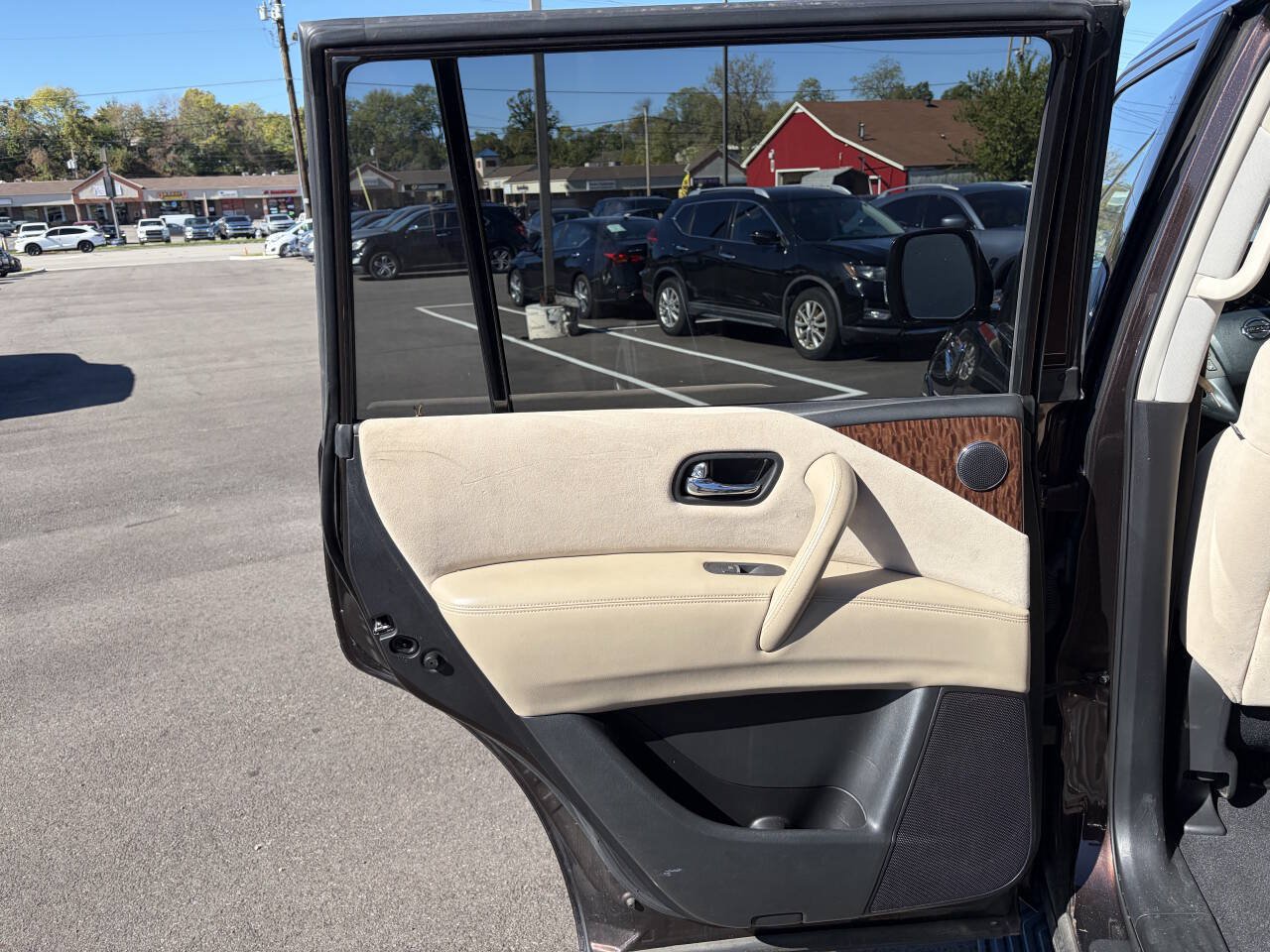 Used 2018 Nissan Armada SV w/ Driver Package AWD/4WD image 15
