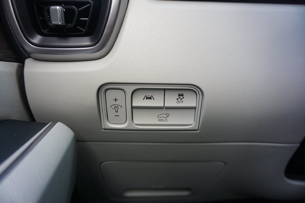Used 2023 Kia Sorento EX w/ Panoramic Sunroof Package FWD image 5