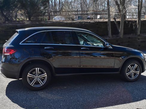 Used 2021 Mercedes-Benz GLC 300 4MATIC image 8