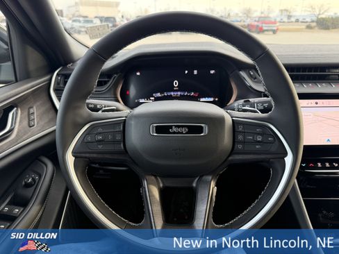 New 2026 Jeep Grand Cherokee Limited image 9