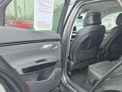 Used 2025 Genesis GV70 2.5T AWD/4WD image 65
