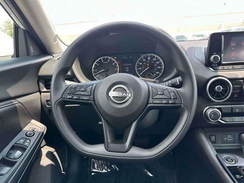 Used 2024 Nissan Sentra S FWD image 12