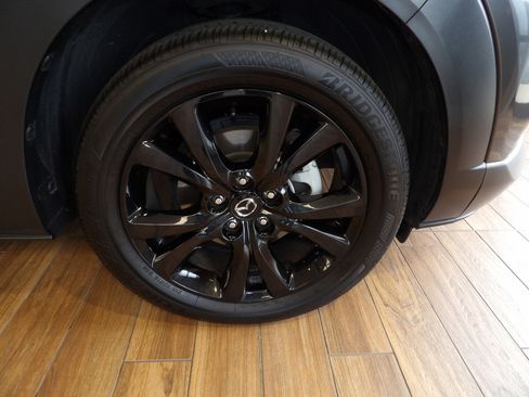 Certified 2025 MAZDA CX-30 2.5 Turbo w/ Premium Package image 4