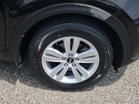 Used 2018 Kia Sportage LX AWD/4WD image 10