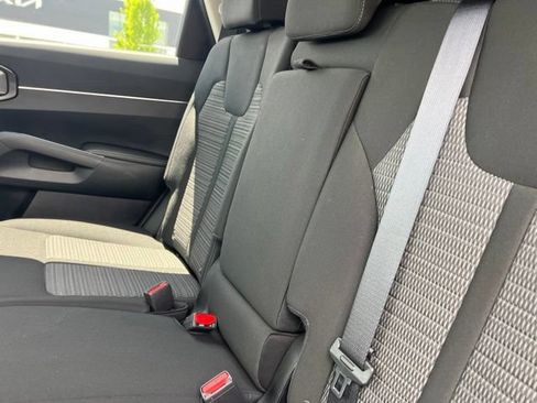 Certified 2023 Kia Sorento LX AWD/4WD image 26