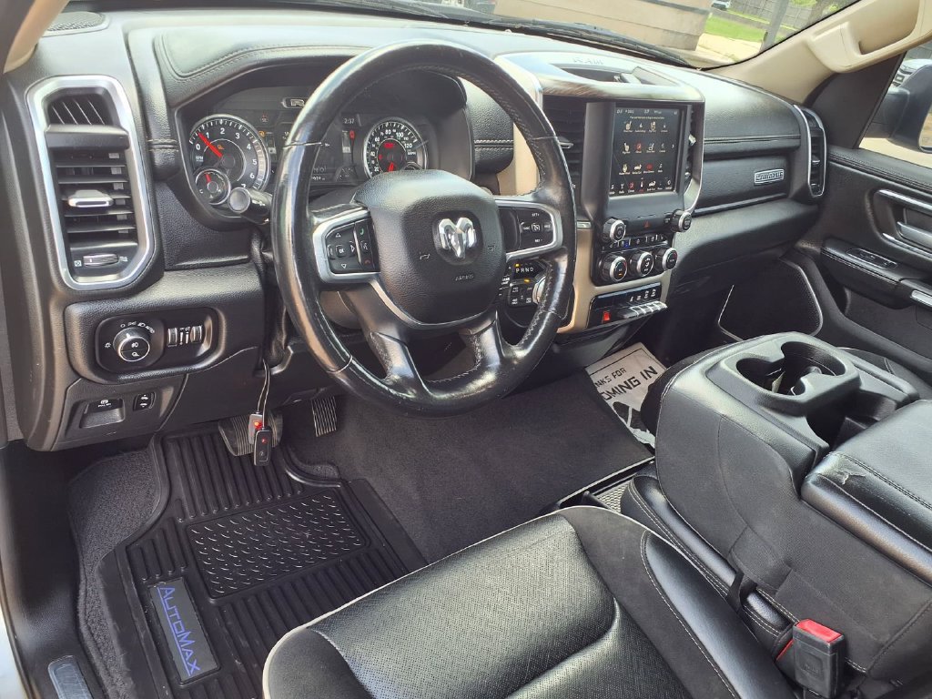 Used 2019 RAM 1500 Laramie AWD/4WD image 5