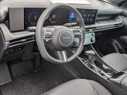 New 2026 Hyundai Santa Cruz SEL FWD image 3