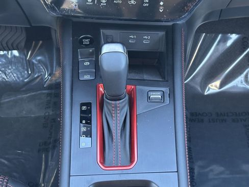 New 2026 Nissan Kicks SR image 18