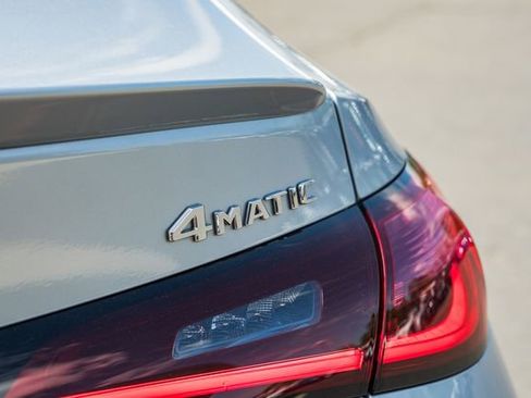 Used 2024 Mercedes-Benz GLC 300 4MATIC image 8