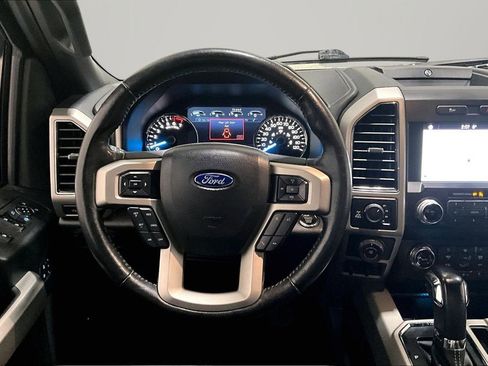 Used 2019 Ford F150 Lariat w/ Equipment Group 502A Luxury image 8