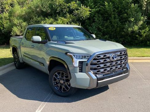 Used 2024 Toyota Tundra Platinum AWD/4WD image 1