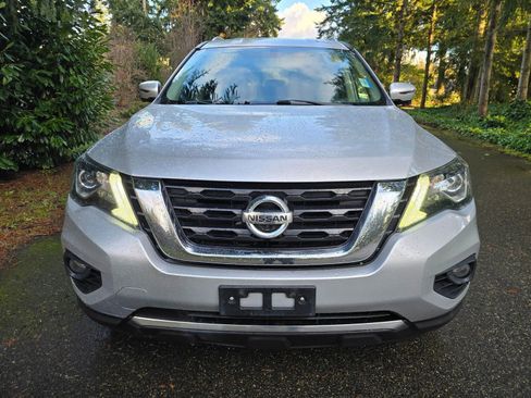 Used 2020 Nissan Pathfinder SL image 8