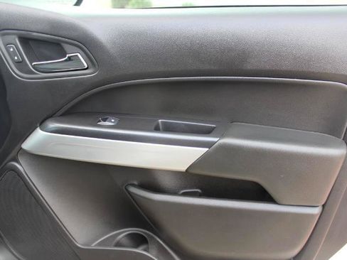 Used 2019 Chevrolet Colorado LT RWD image 22
