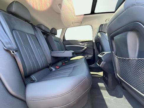 Used 2019 Audi e-tron Premium Plus AWD/4WD image 9