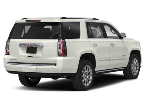 Used 2020 GMC Yukon Denali w/ Denali Premium Package image 3
