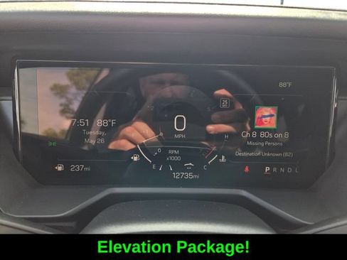 Used 2025 GMC Acadia Elevation FWD image 31