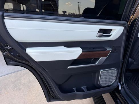 Used 2024 Toyota Sequoia Capstone image 11