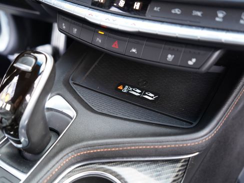 Used 2021 Cadillac CT4 V w/ Technology Package image 33