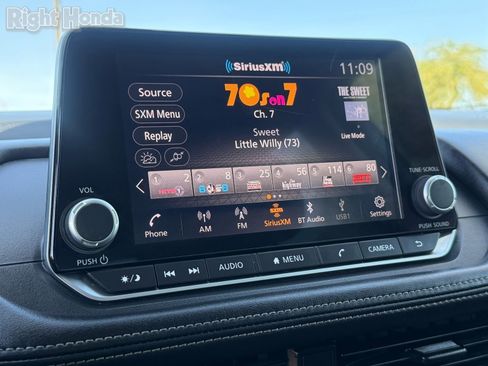 Used 2024 Nissan Rogue S image 21