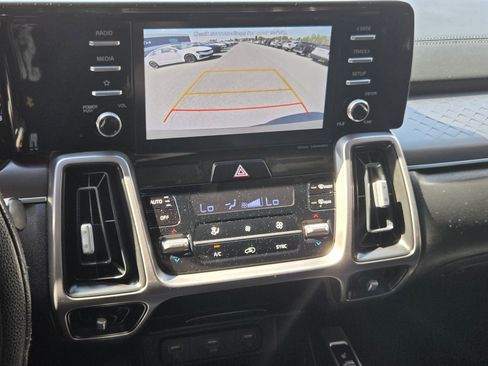 Used 2021 Kia Sorento S AWD/4WD image 32