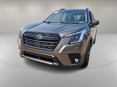Used 2024 Subaru Forester Premium AWD/4WD image 4