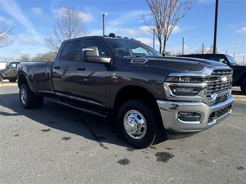 New 2026 RAM 3500 Tradesman image 14