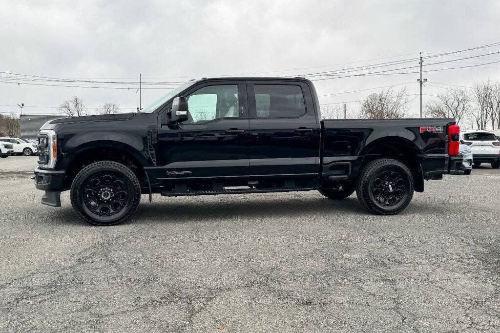 Used 2023 Ford F250 Lariat w/ Lariat Ultimate Package AWD/4WD image 6