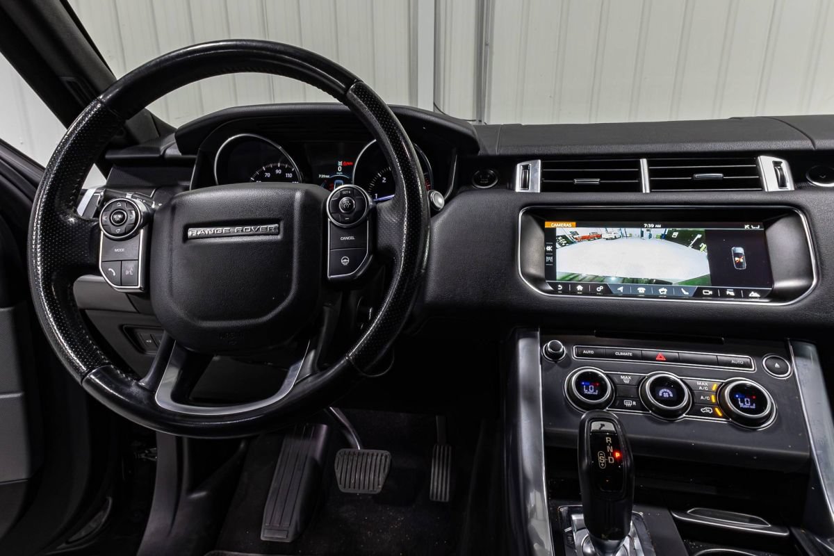 Used 2017 Land Rover Range Rover Sport SE AWD/4WD image 13