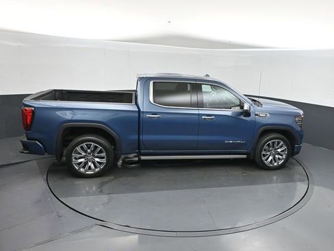 Used 2024 GMC Sierra 1500 Denali AWD/4WD image 29