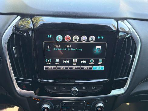 Used 2019 Chevrolet Traverse Premier w/ Redline Edition FWD image 29