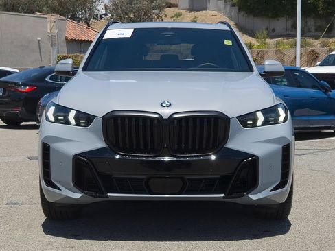 Certified 2024 BMW X5 xDrive40i w/ M Sport Package AWD/4WD image 2