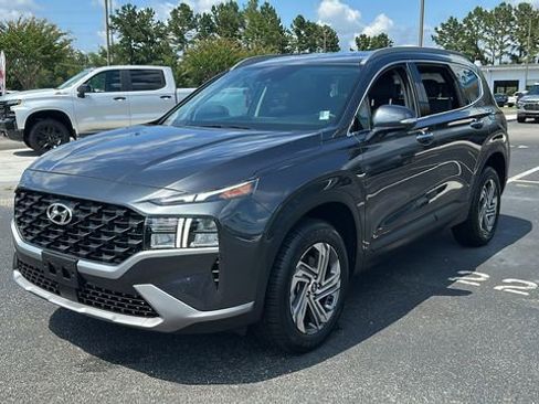 Used 2023 Hyundai Santa Fe SEL image 3