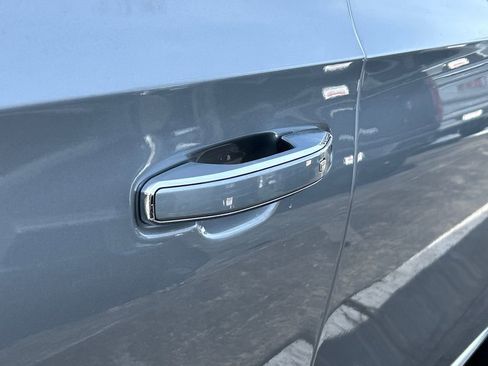 New 2026 GMC Yukon XL Elevation w/ Elevation Premium Package image 16