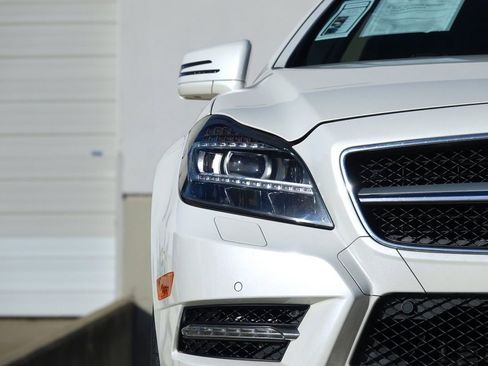Used 2014 Mercedes-Benz CLS 550 4MATIC image 18