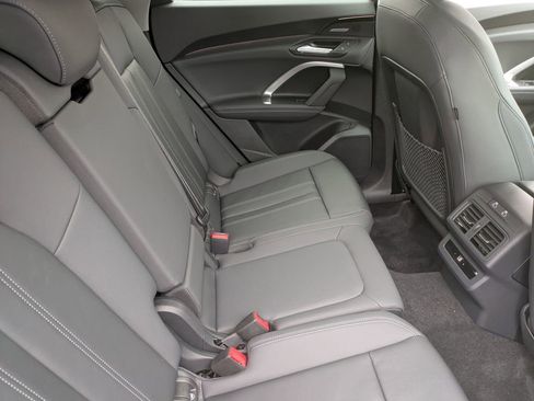 New 2025 Audi Q5 Premium Plus image 34